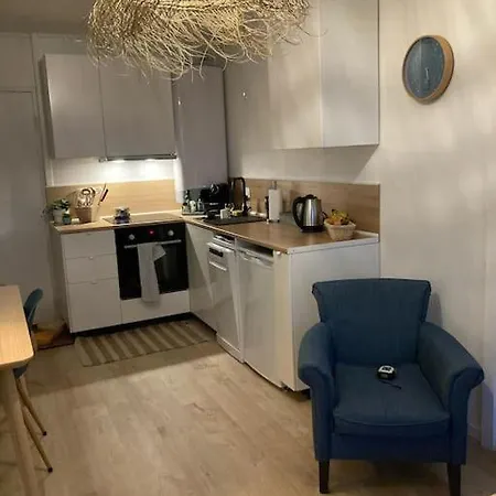 Appartamento T2bis Pereire Dans -residence En Premiere Ligne *